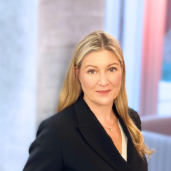 Christiane from Lesmeister Communications & Consulting